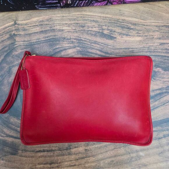 70s Coach Vintage Red Leather NYC Zip Clutch Portfolio w/ Wristlet - Picture 1 of 12